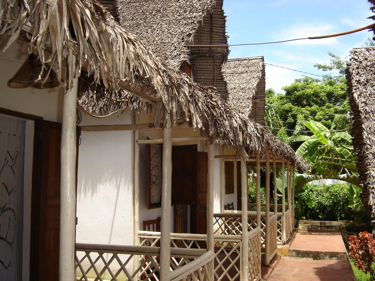 Hotel La Caravelle Ambatoloaka  Exterior photo